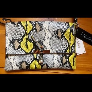 NWT Le Miel Vegan Crossbody